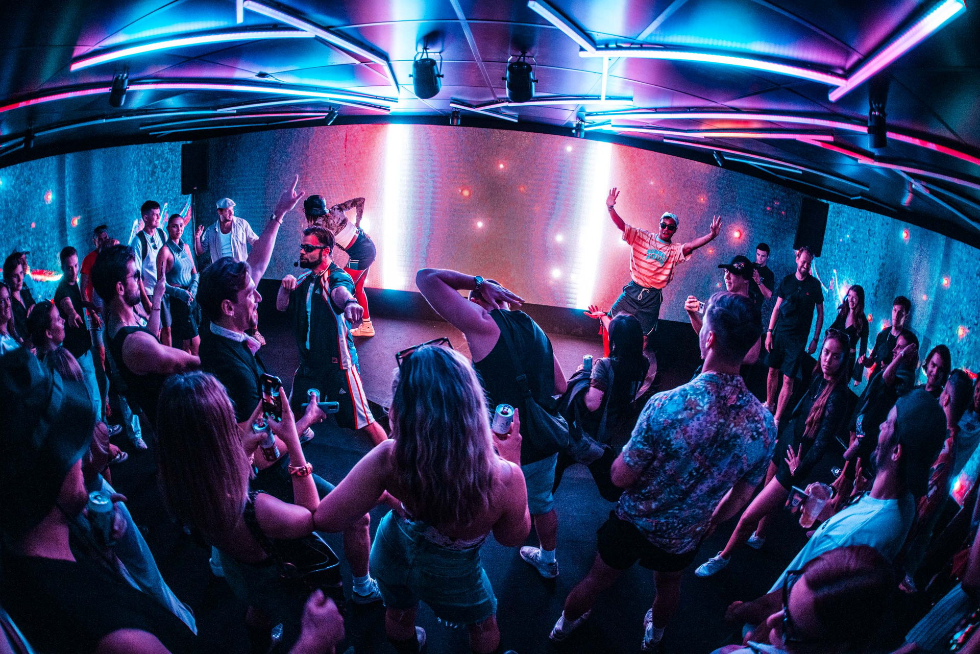 Smirnoff Ice × Break the Ice, foto 7